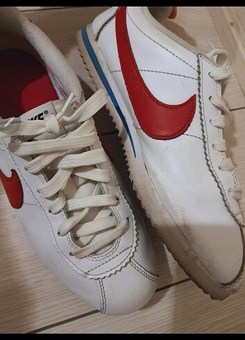 38 Beden Nike Classic Cortez Leather 749571-100 S