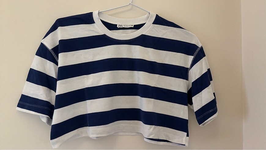 Zara Oversize crop