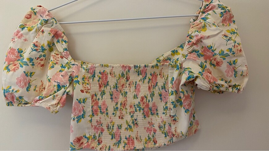 Zara Zara Crop Bluz