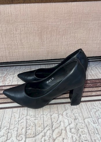 Siyah Minimalist Stiletto Topuklu Kadın Ayakkabı - Görsel 4