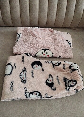 Çocuk polar pijama takımı 