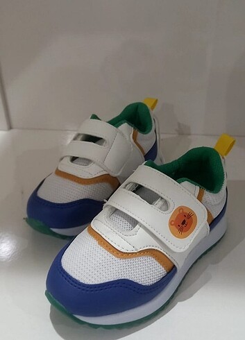 LC Waikiki Erkek çocuk spor ayakkabısı