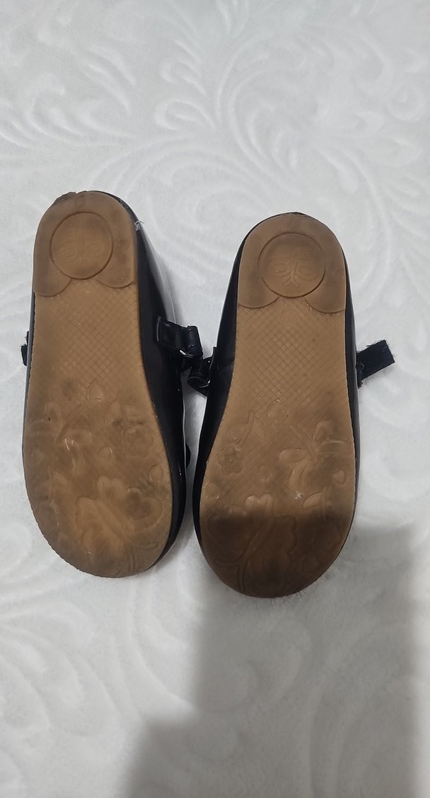 Kız Çocuk Siyah Tokalı Babet Ayakkabı - Görsel 2