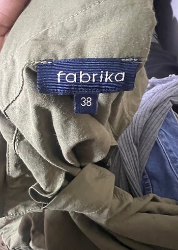 Kemerli Haki Kadın Kısa Tulum - Görsel 2