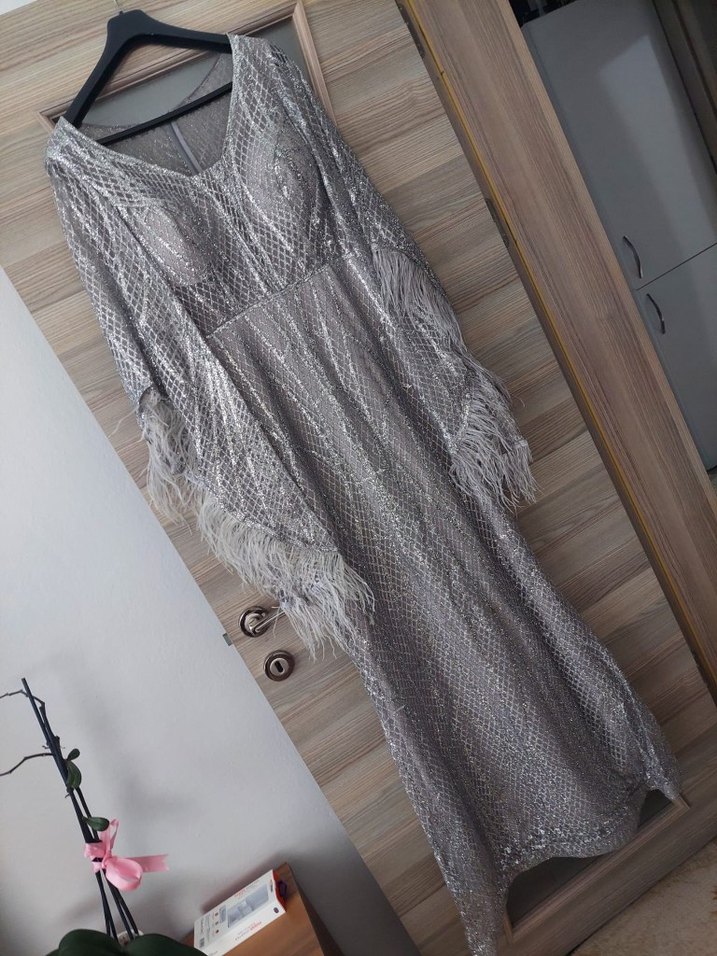 Uzun Kollu Drapeli Gri Straplez Kadın Elbise - Görsel 4