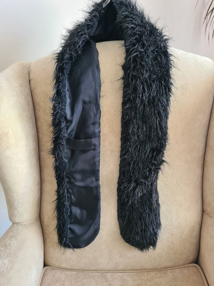 Uzun Kollu Gri Kadın Suni Kürk Şal - Görsel 2