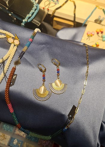 Kleopatra Küpe, Altın Renkli Swarovski Kristal Sedef Antik Mısır - Görsel 2