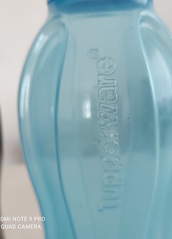 Tupperware 1 litrelik su şişesi