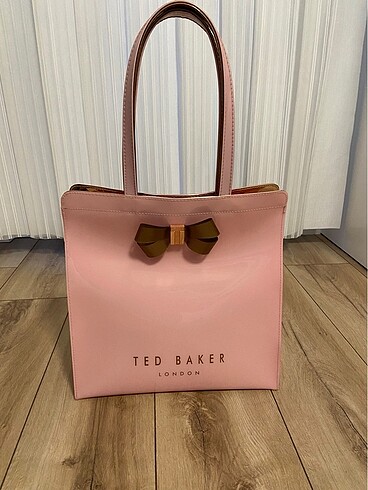 Original marka Ted Baker kol çantası