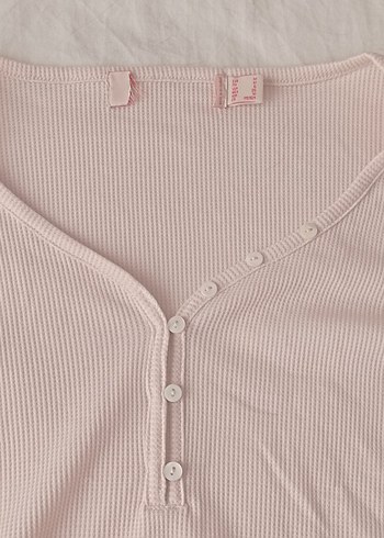 Bej V Yaka Uzun Kollu Kadın Gömlek - Görsel 2