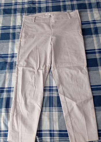 H&M Kadın Bej Kumaş Pantolon Pilili Midi Boy