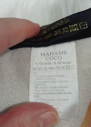 Beyaz Bohem Tarzı Kürk Halı - Görsel 4