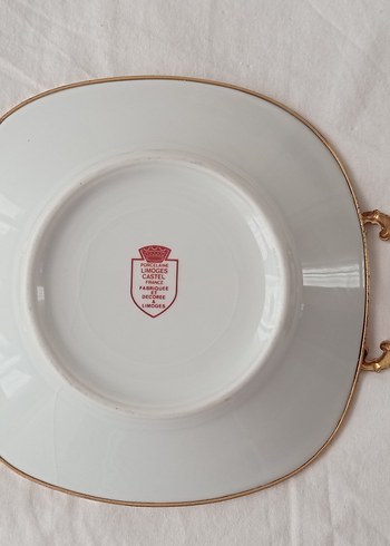 Vintage Kırmızı Çiçek Desenli Tabak - Görsel 4