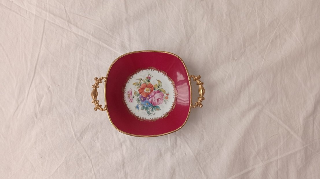Vintage Kırmızı Çiçek Desenli Tabak - Görsel 3