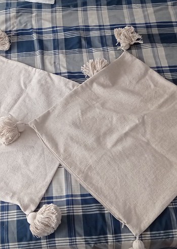 Bohem Beyaz Püsküllü Kırlent Kılıfı