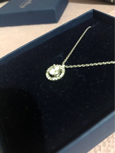 Beden swarovski kolye