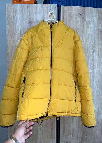Pull and Bear Mont