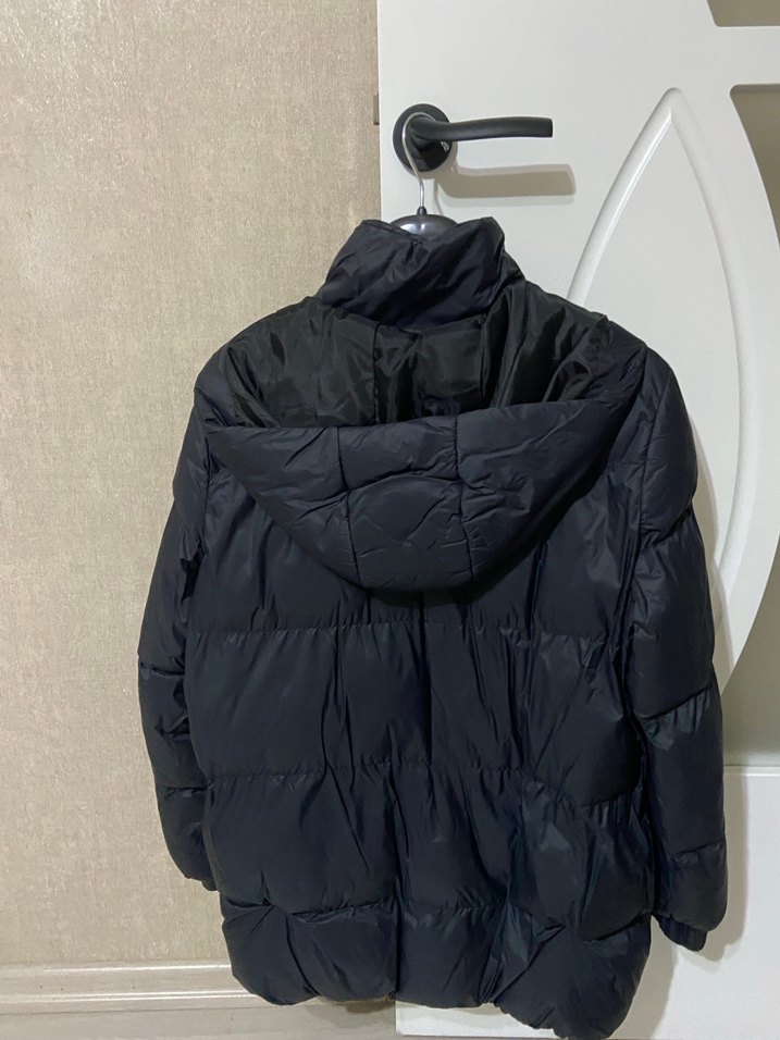 Siyah Kadın Kışlık Mont - Görsel 2