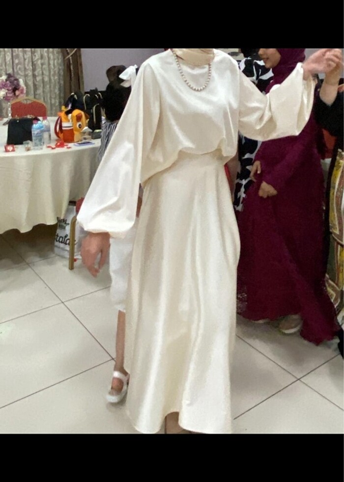 Saten etekli takım - Görsel 5