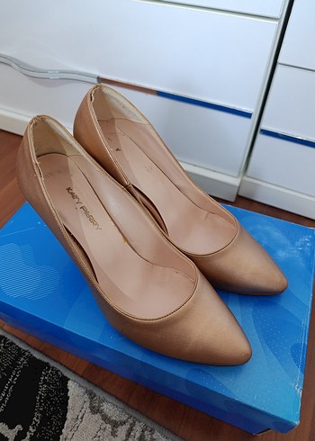 Diğer Bej Stiletto Topuklu Kadın Ayakkabı