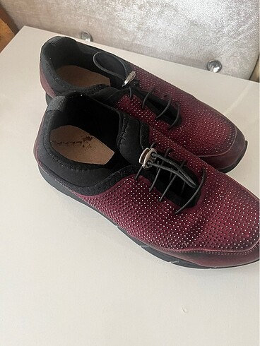 Spor ayakkabı - Görsel 2