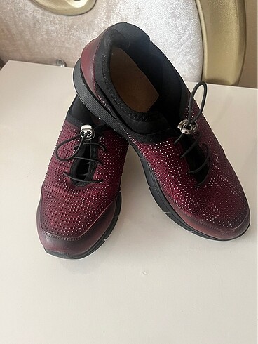 Spor ayakkabı - Görsel 3