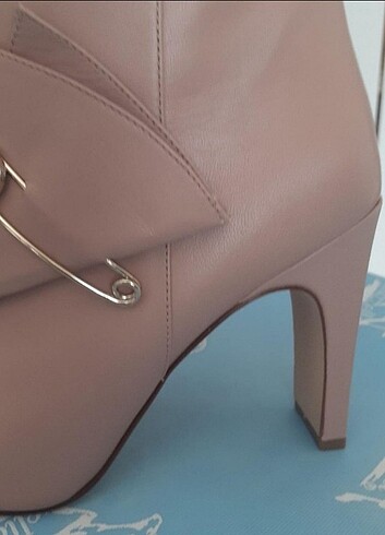 Nine West Nine West Kadın bot