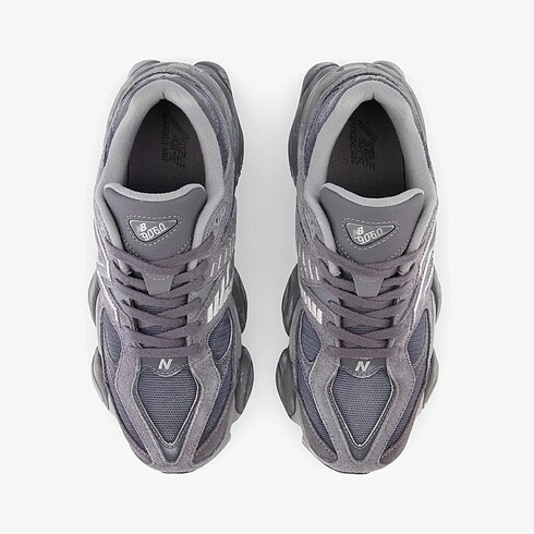 37 Beden New Balance 9060 Magnet