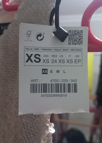 32 Beden Zara Payet Detaylı Gold Mini Halter Yaka Kolsuz Abiye Bluz