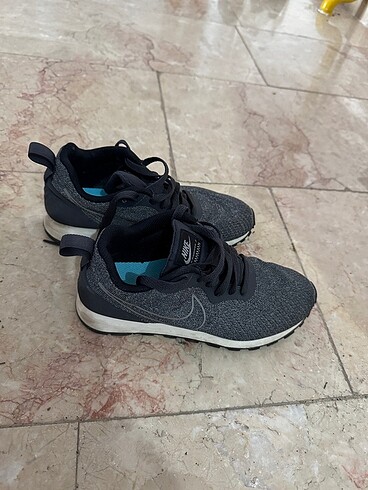 Nike spor ayakkabı