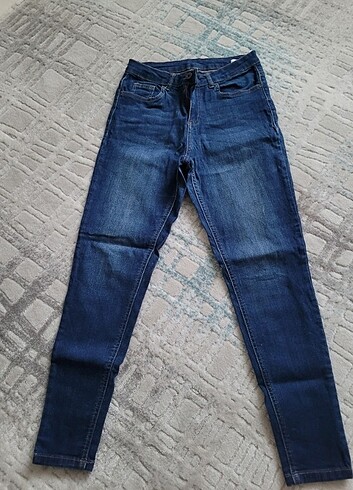 36 Beden Defacto Jean 