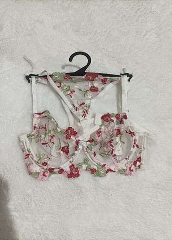 Bralet takım 