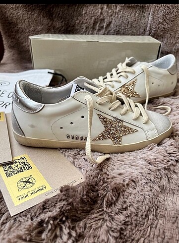 GOLDEN GOOSE DELUXE