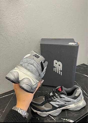 38 Beden siyah Renk NEW BALANCE 9060 BLACK