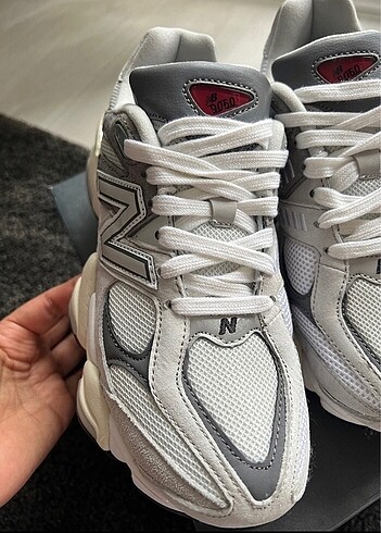 37 Beden NEW BALANCE 9060 RAİN CLOUD GREY