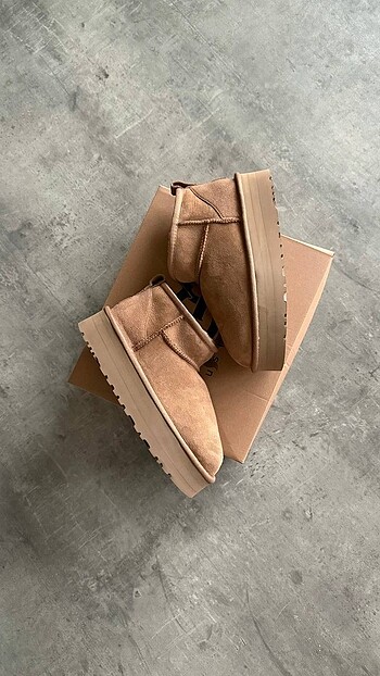 Ugg Ugg ultra mini Classic Taba Platform