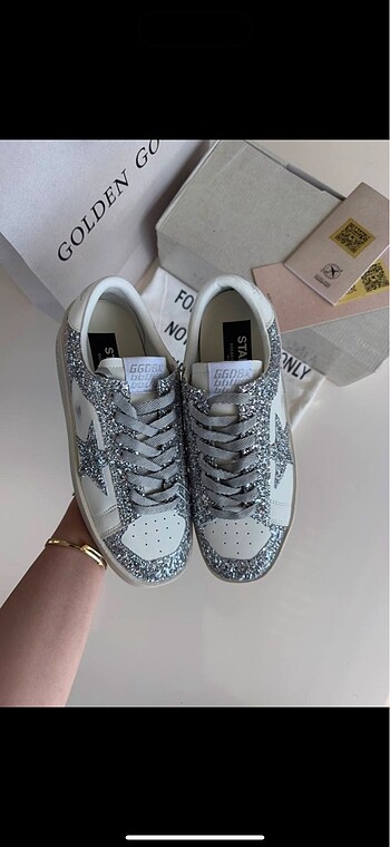 Golden Goose Deluxe GOLDEN GOOSE DELUXE
