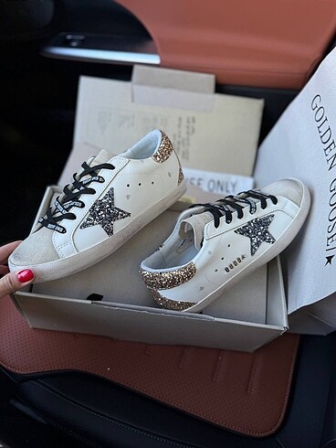 Golden Goose Deluxe GOLDEN GOOSE DELUXE