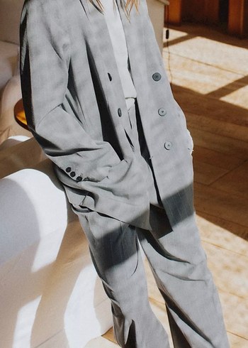 Düğmeli Gri Çizgili  Kadın Pantolon - Görsel 2