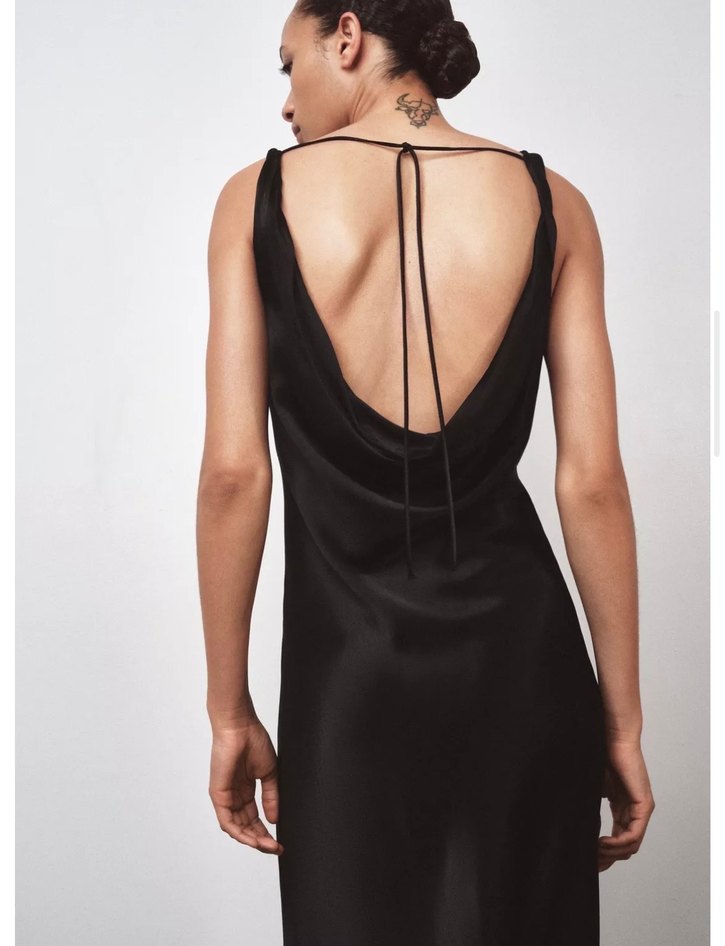 Siyah Drapeli Uzun Kadın Elbise - Görsel 3