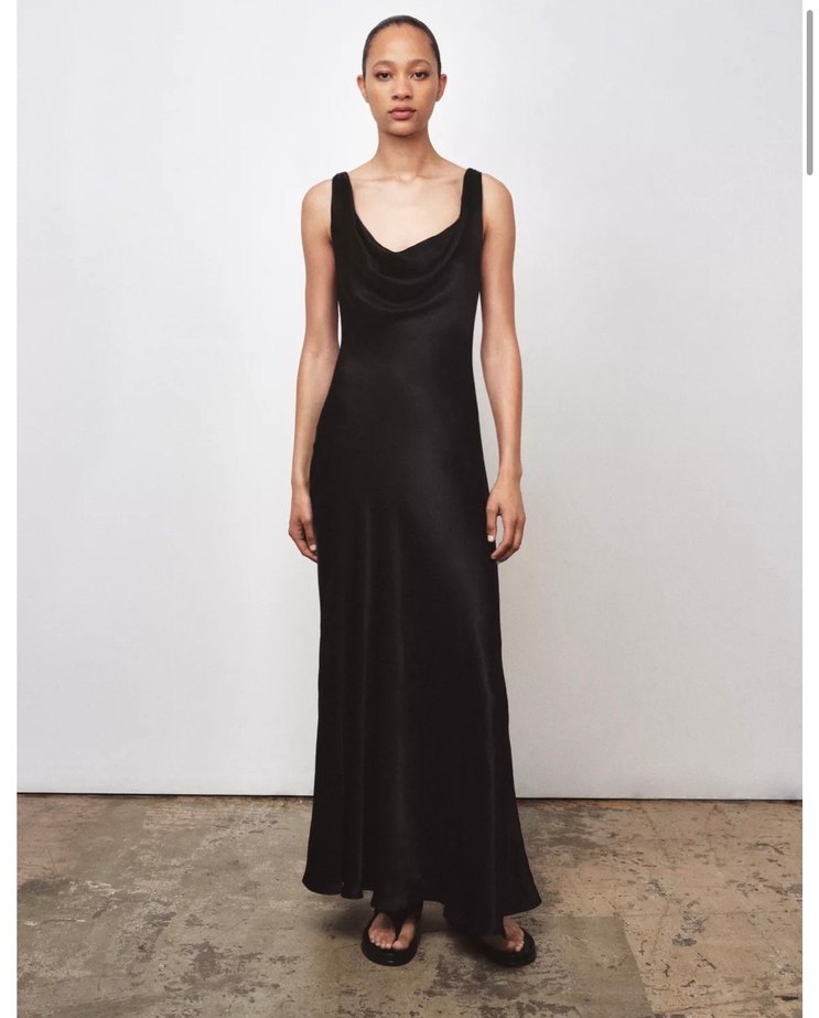 Siyah Drapeli Uzun Kadın Elbise - Görsel 2