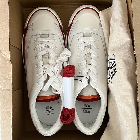 38 Beden Zara yeni etiketli retro spor ayakkabı ????yedek uyumlu renkteki