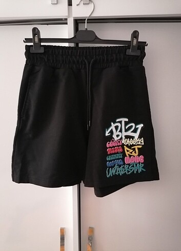 BT21 şort