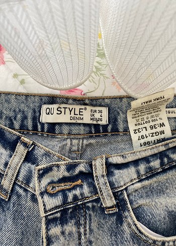 Düğmeli Bağlama Desenli Rahat Kesim Kadın Jean - Görsel 2