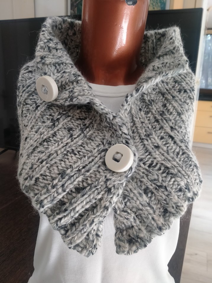 Miss sıxty El örgüsü boyunluk yaka - Görsel 4