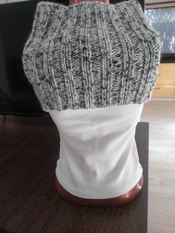 Miss sıxty El örgüsü boyunluk yaka - Görsel 3