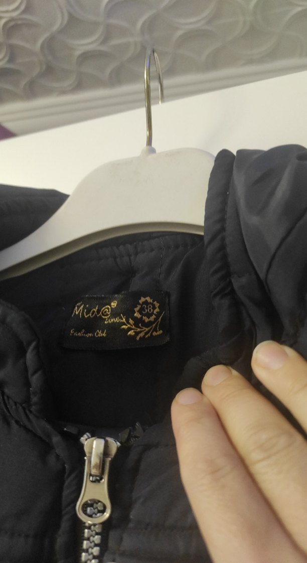 Siyah Uzun Fermuarlı Kadın Mont - Görsel 2