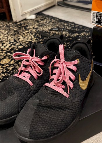  Beden Nike LeBron Witness 3