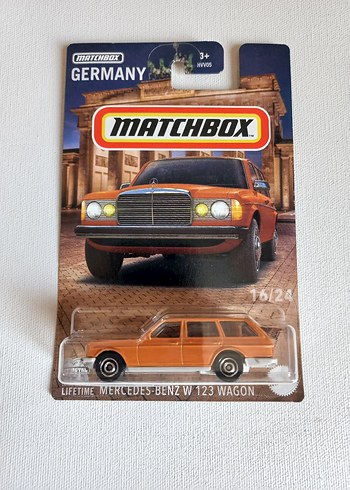 Matchbox Mercedes-Benz W123 Wagon Turuncu Oyuncak Araba