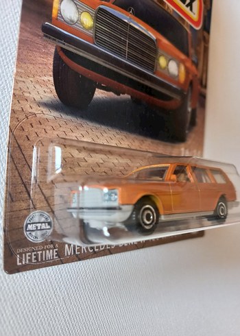 Matchbox Mercedes-Benz W123 Wagon Turuncu Oyuncak Araba